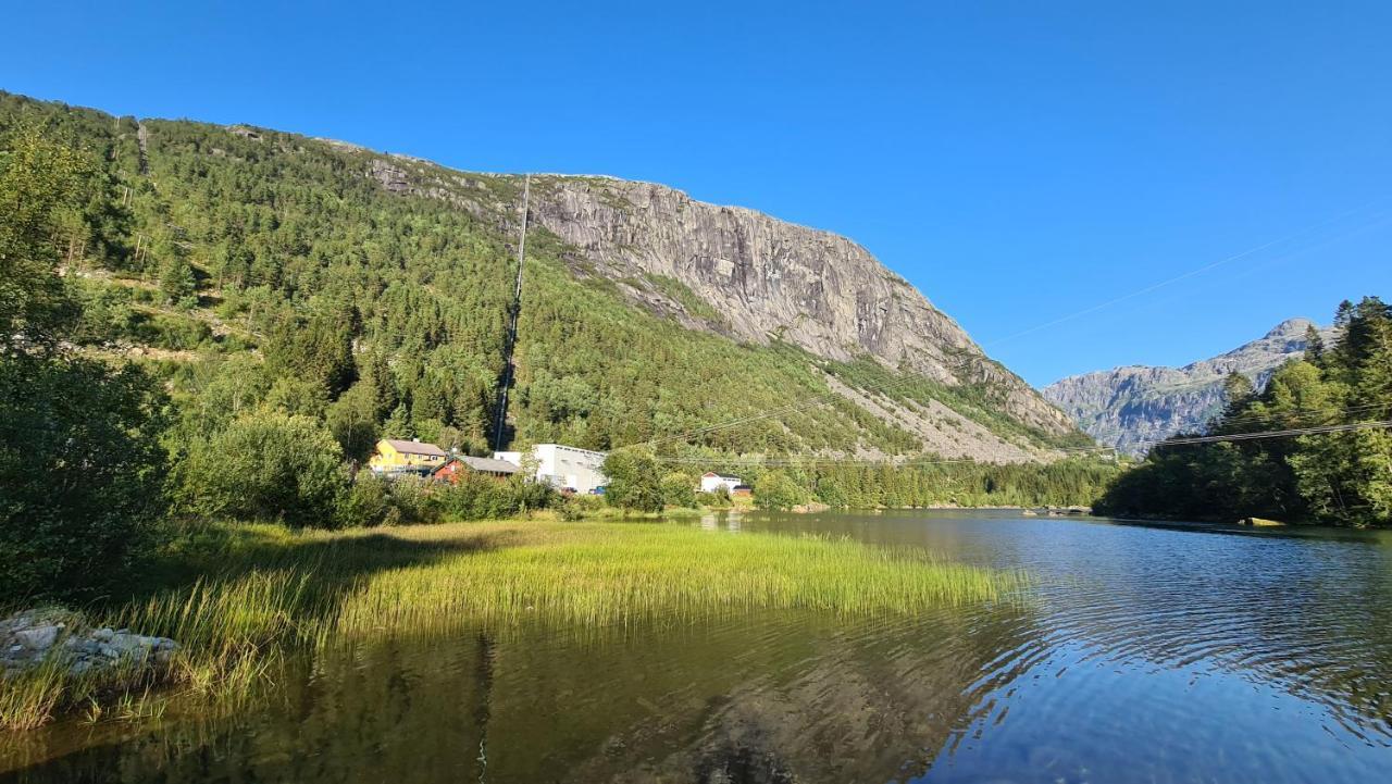 Trolltunga Lodge Odda Buitenkant foto