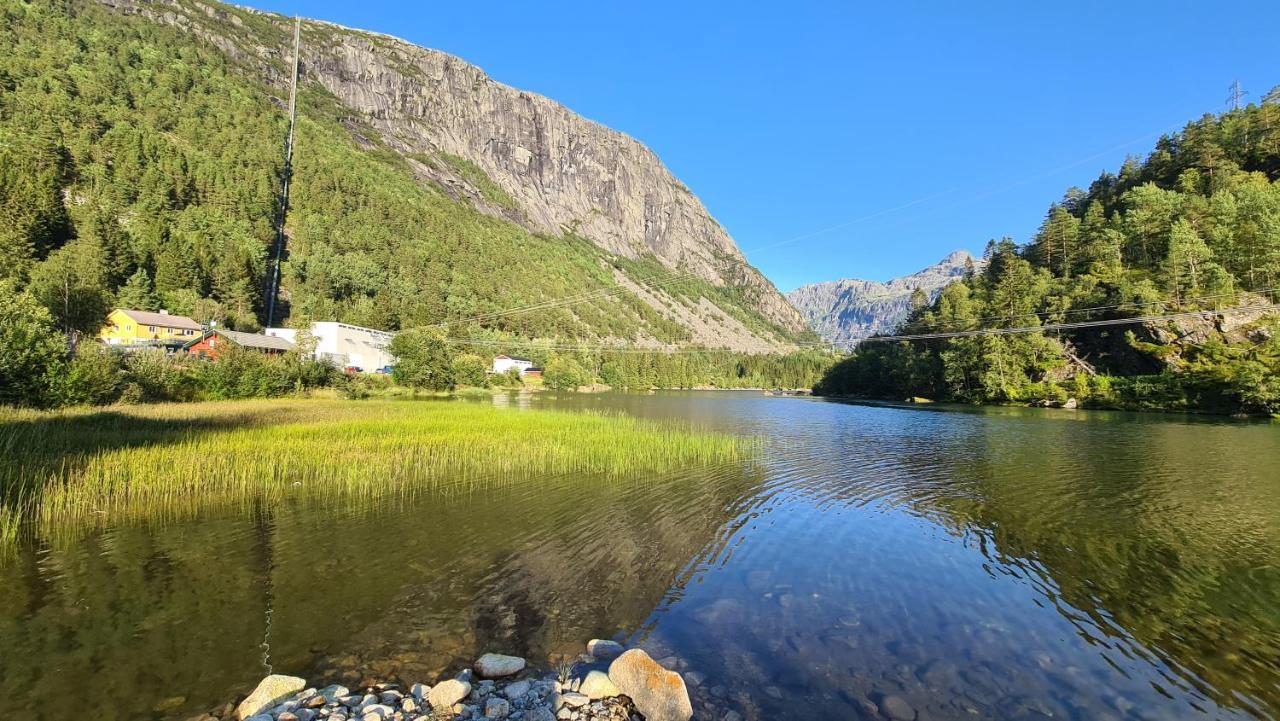 Trolltunga Lodge Odda Buitenkant foto